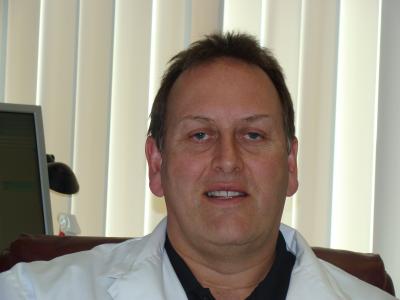 Don Morris, M.D., Ph.D., Tom Baker Cancer Center
