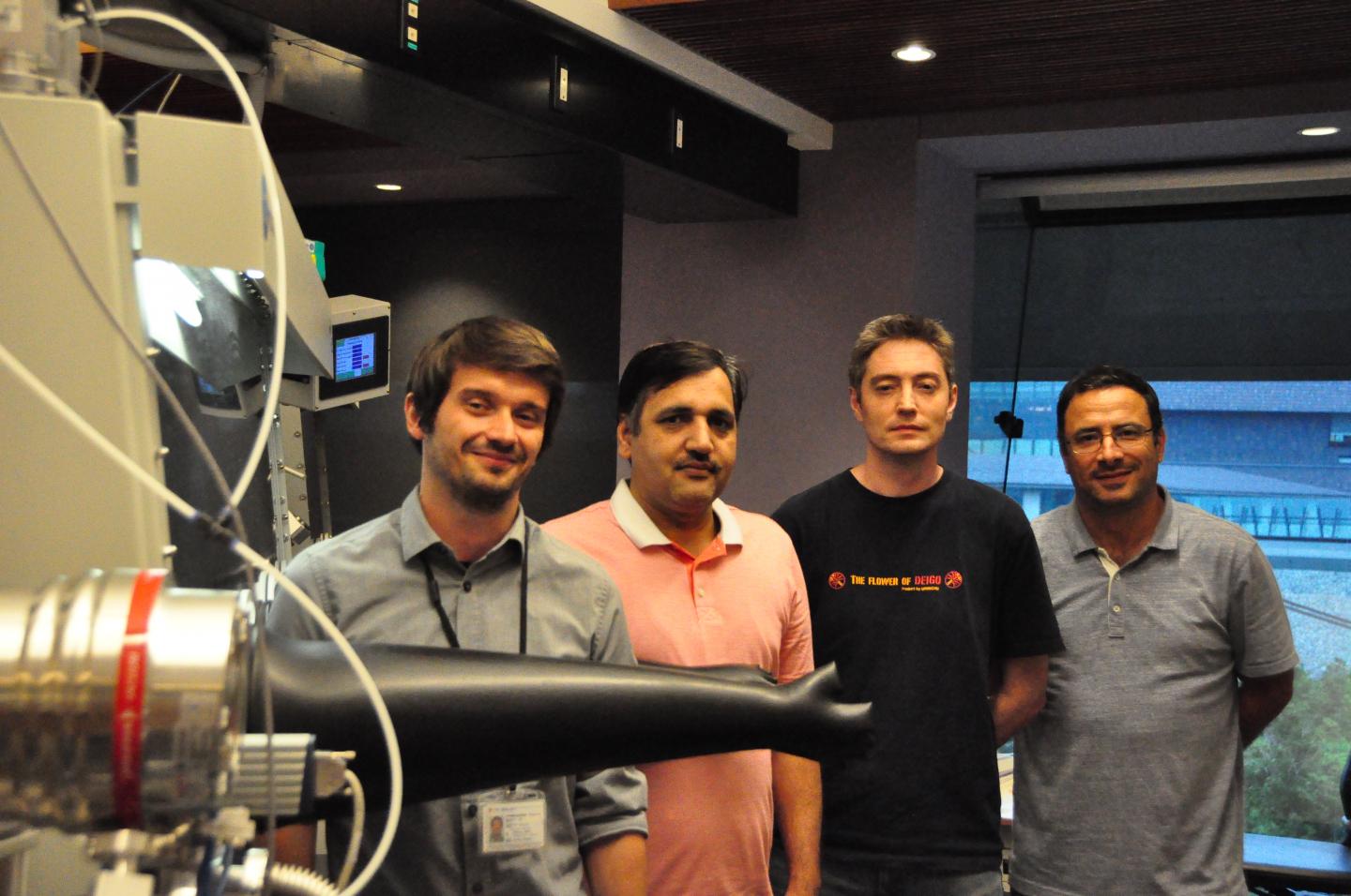 Researchers from OIST's Nanoparticles by Design Unit