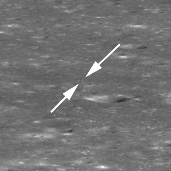 LRO View of Chang'e 4 Site: Zoom-in