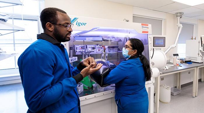 UChicago Pritzker Molecular Engineering Amanchukwu Lab