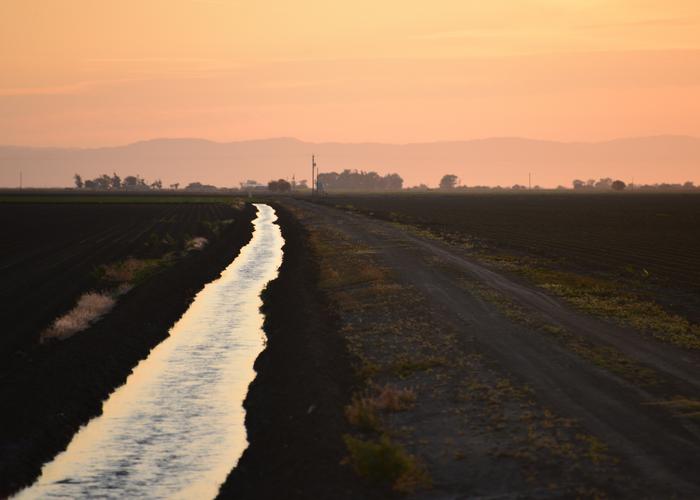 Irrigation water delivery canal, San Joaquin Valley, California, USA