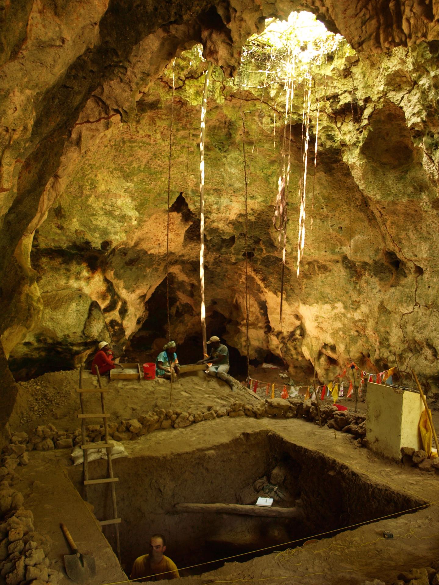 Kuumbi Cave