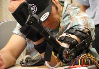 Stimulator Bypasses Spine Injury, Helps Patients Move Hands