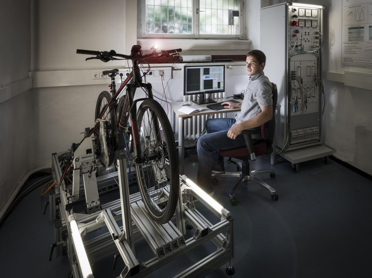 Researchers at KIT Are Testing E-Bikes on a Test Bench Commonly Used in the Automotive Industry