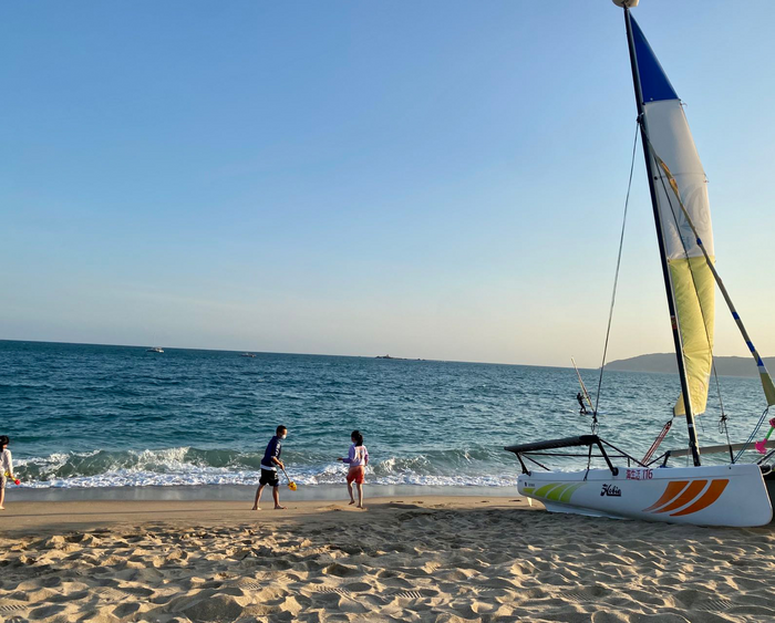 People and the ocean