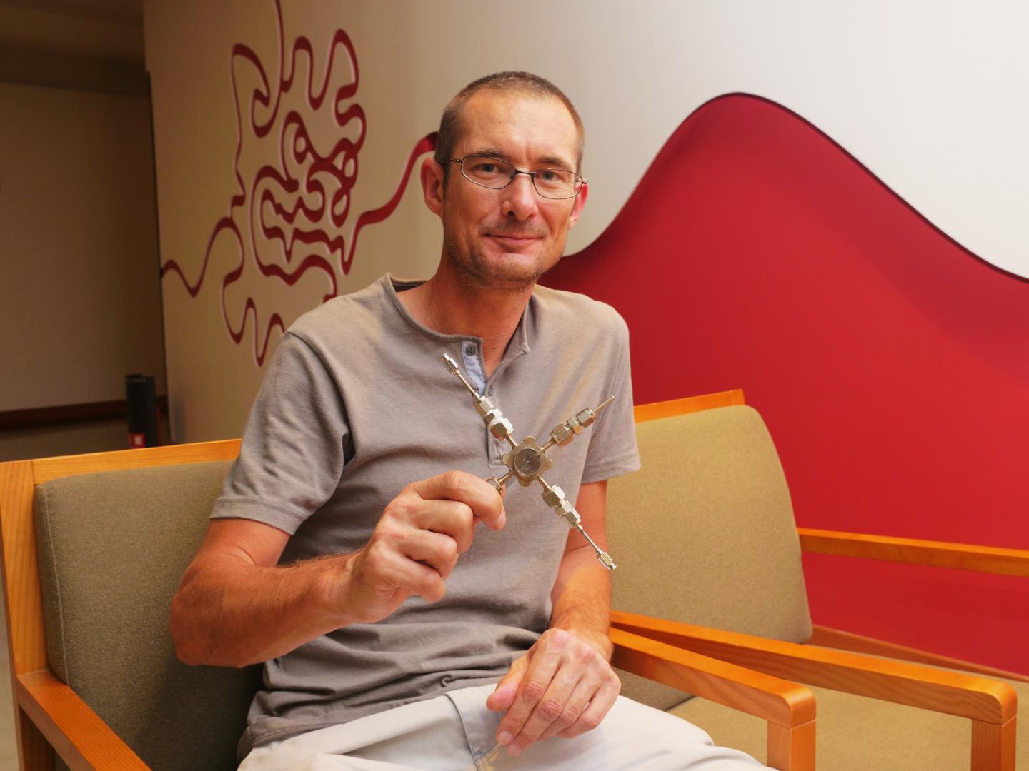 Dr. Simon Haward, OIST