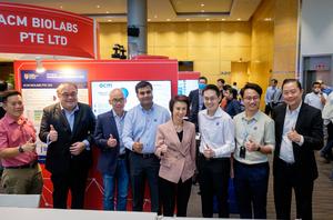 Group photo with one of NTU’s top deep-tech spin-off companies, ACM Biolabs.