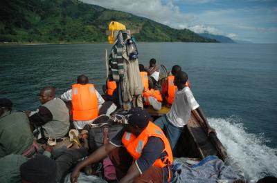 WCS Survey Team Members [IMAGE] | EurekAlert! Science News Releases