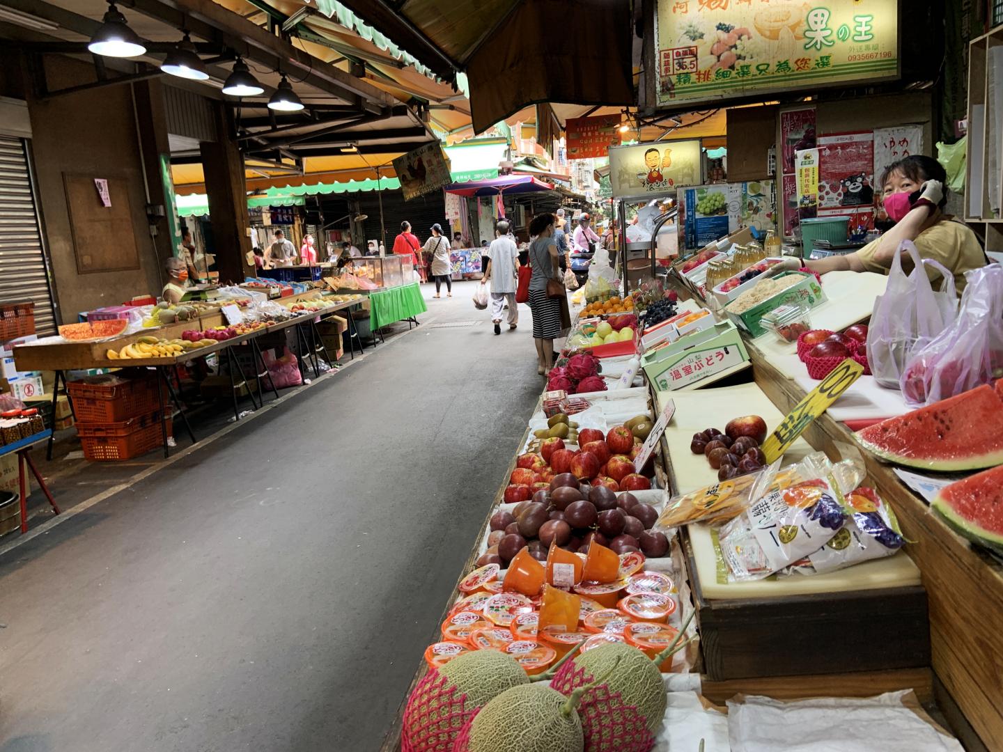 Wet markets' are not as bad for health and biodiversity as we think