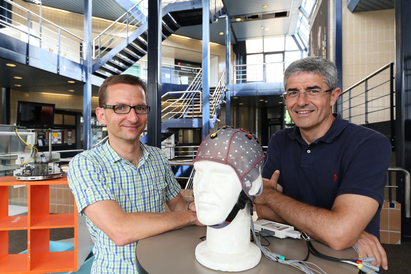 Robert Leeb and Jos&eacute; del R. Mill&aacute;n at EPFL