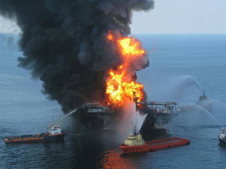 BP Deepwater Horizon Fire