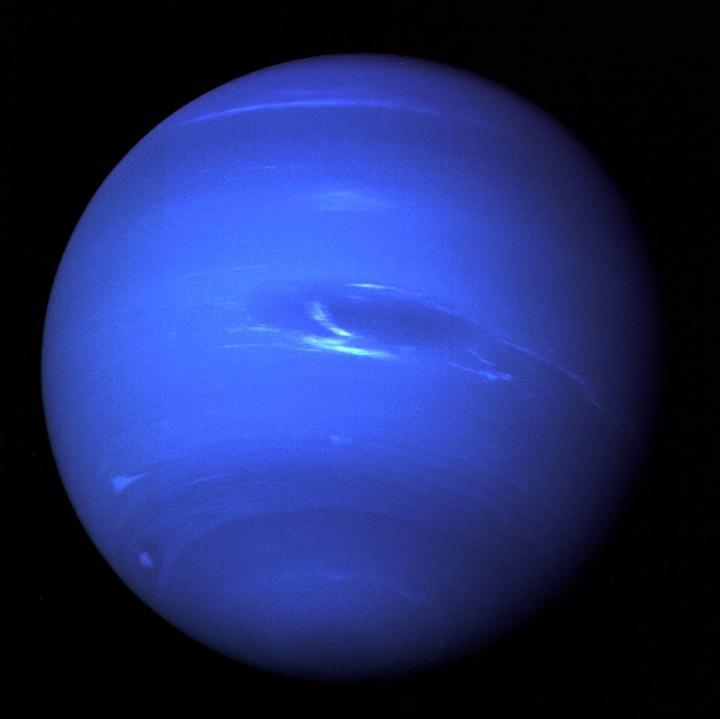 Voyager 2 Image of Neptune