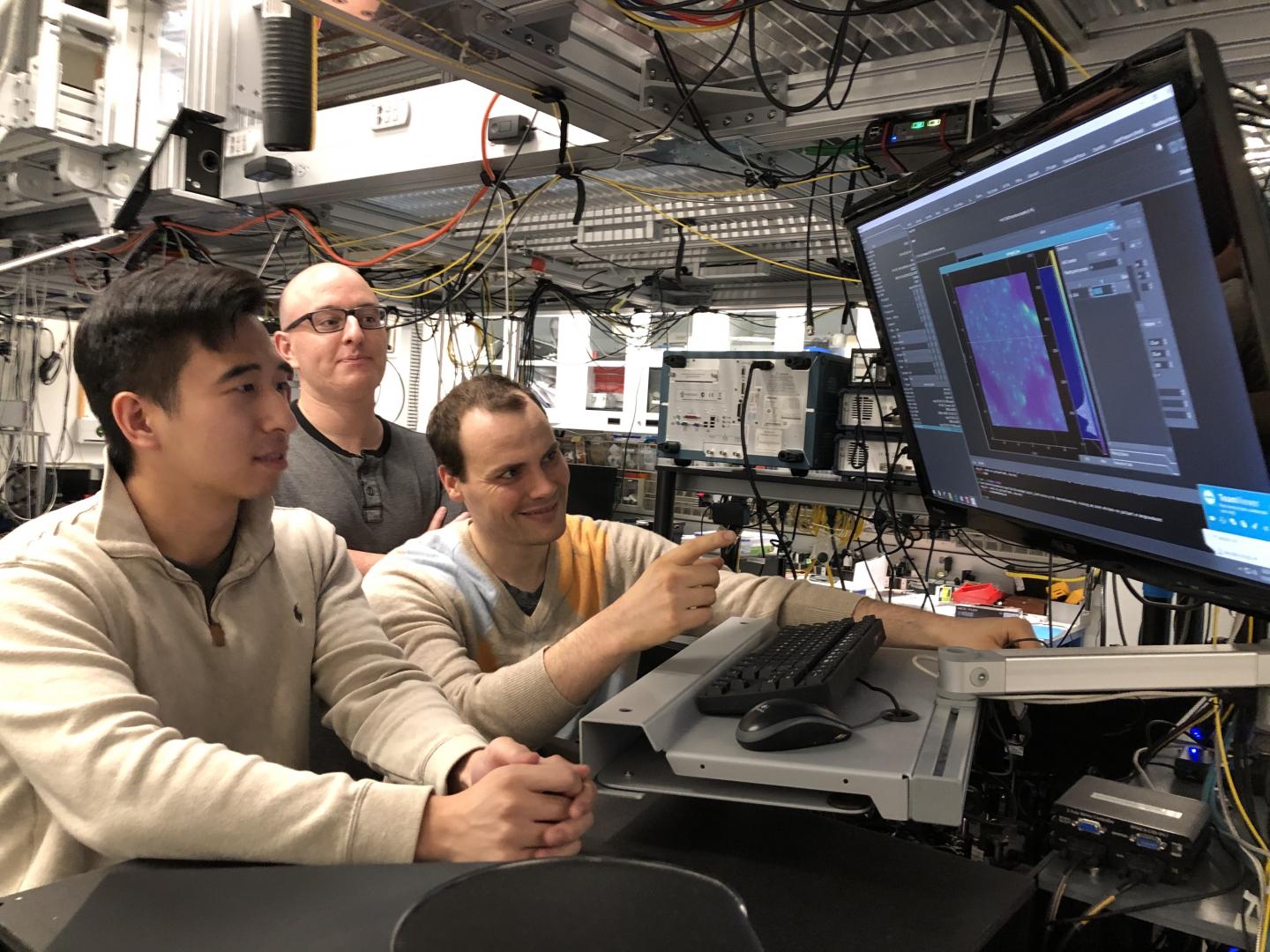 UChicago scientists discover way to make quantum states last 10,000 times longer