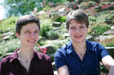 Caroline Müller and Rabea Schweiger, Bielefeld University