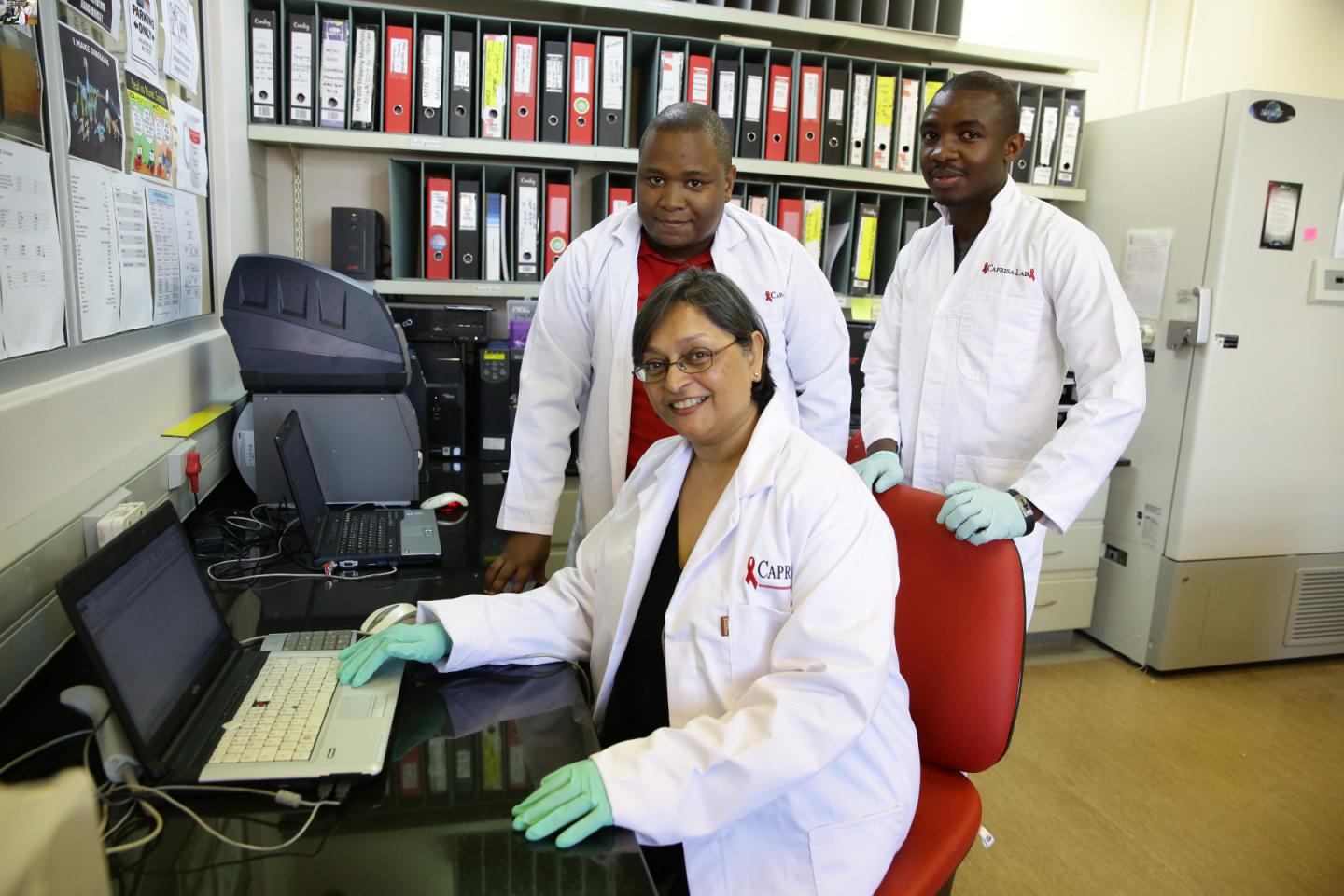 Quarraisha Abdool Karim with CAPRISA Staff