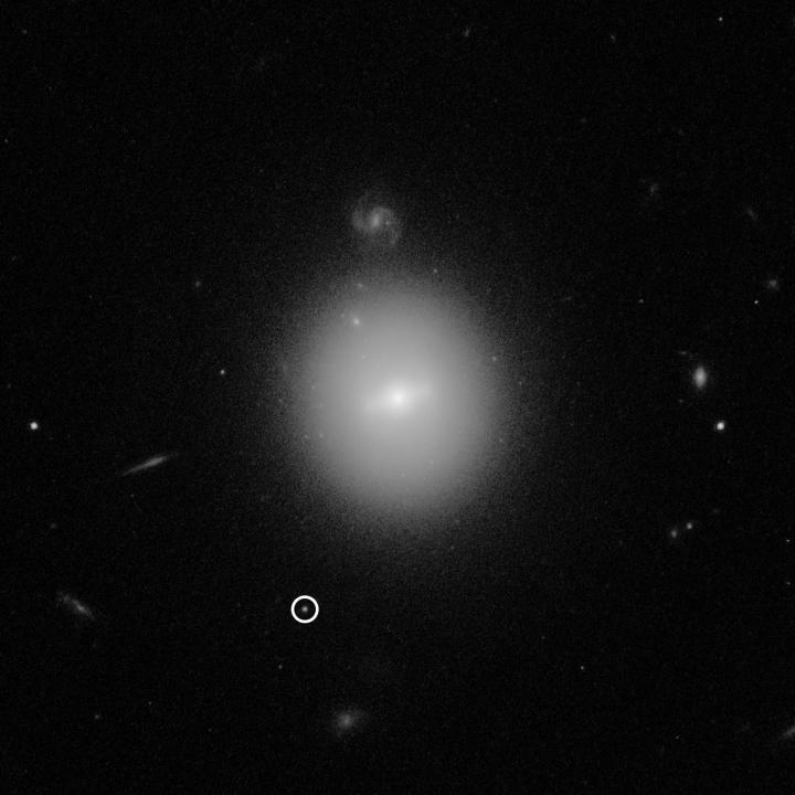 Hubble Observation - Black Hole 3XMM J215022.4?055108