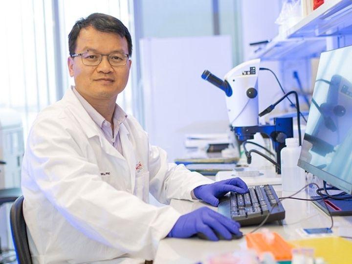 University of Houston associate professor of pharmacology Mingfu Wu