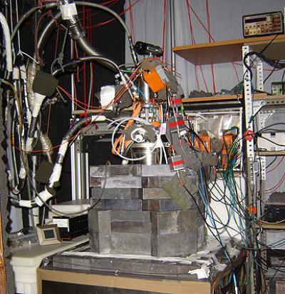 Prototype Developed to Detect Dark Matter (1 of 2)