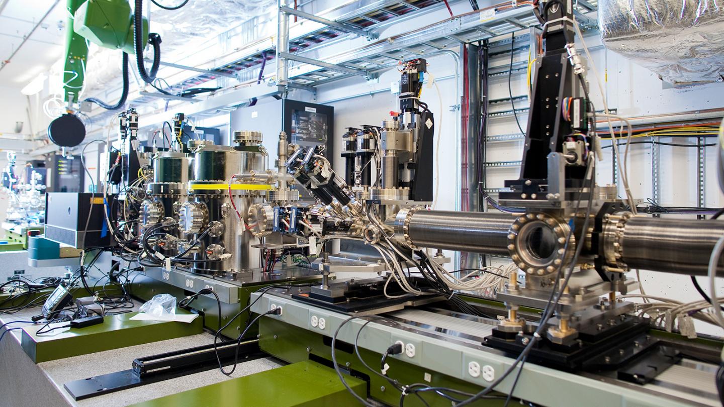 Free-Electron Laser Station