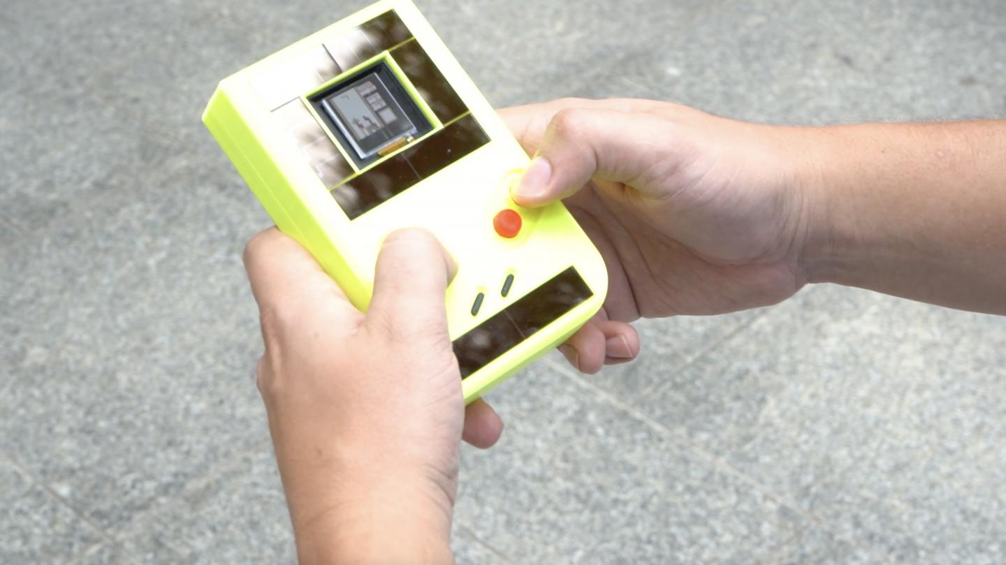 Battery-free Game Boy