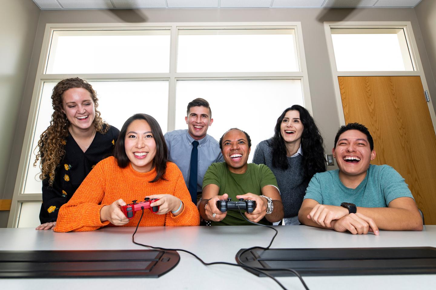 Study: Collaborative video games could increase office productivity  Science Codex