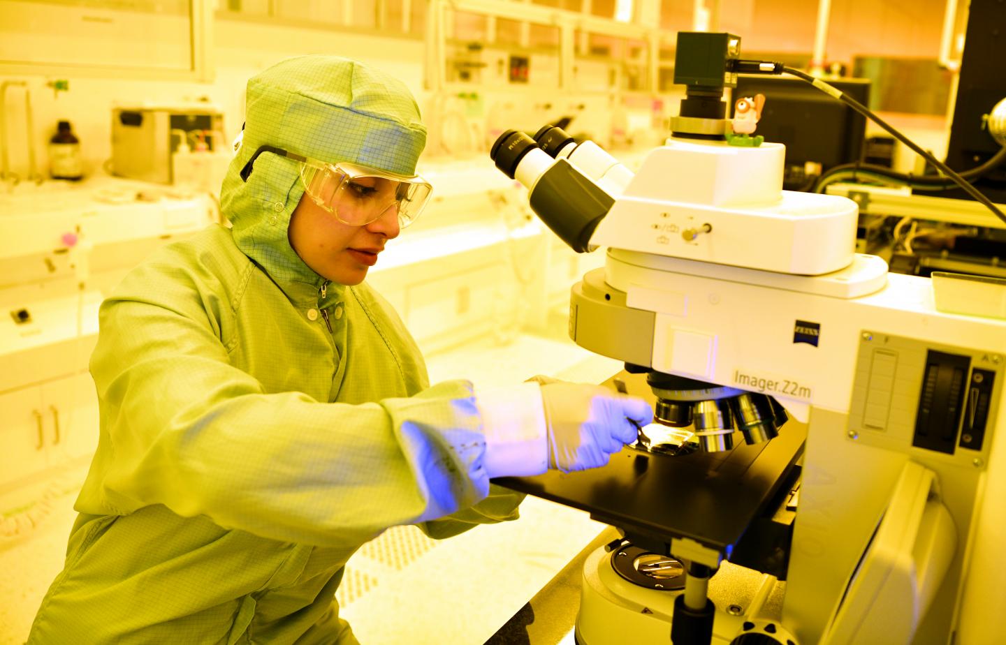 The Photonics Cleanroom at Eindhoven University of Technology