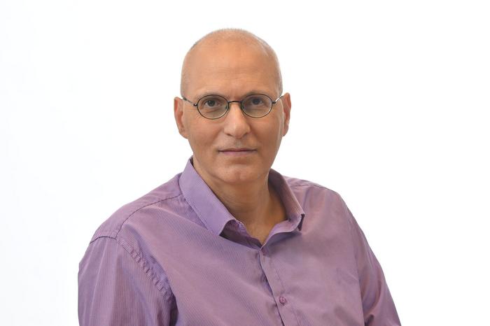 Prof. Yaron Yehezkel