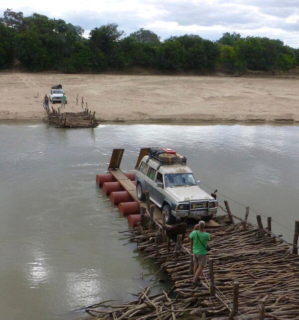 Image 2 The Expedition Crossing the Luangwa River