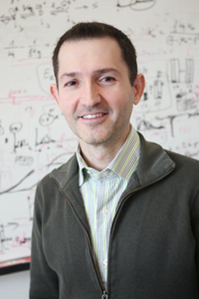 Dr. Gürol Süel, UT Southwestern Medical Center