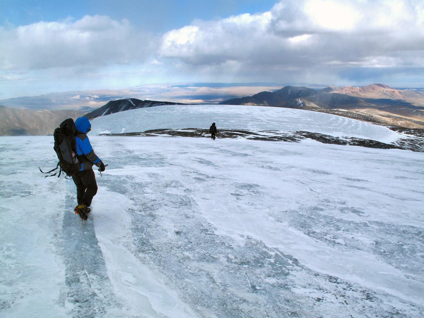 Glaciers in Mongolia's Gobi Desert actually s | EurekAlert!