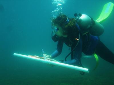 Emma Kennedy Surveying a Coral Reef