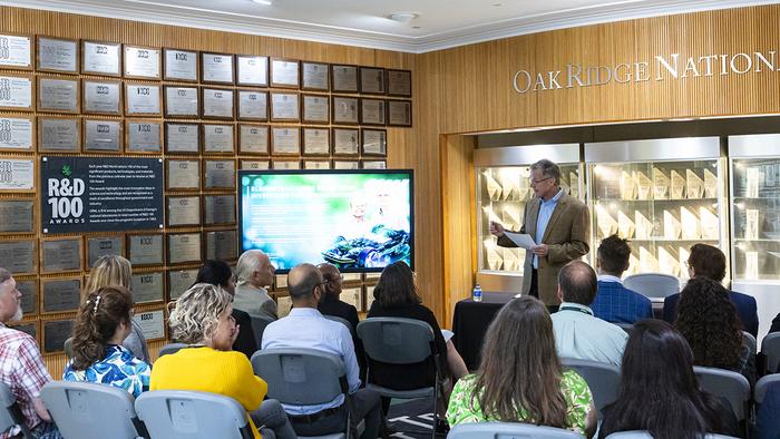 Mike Paulus, ORNL Partnerships director, gives remarks