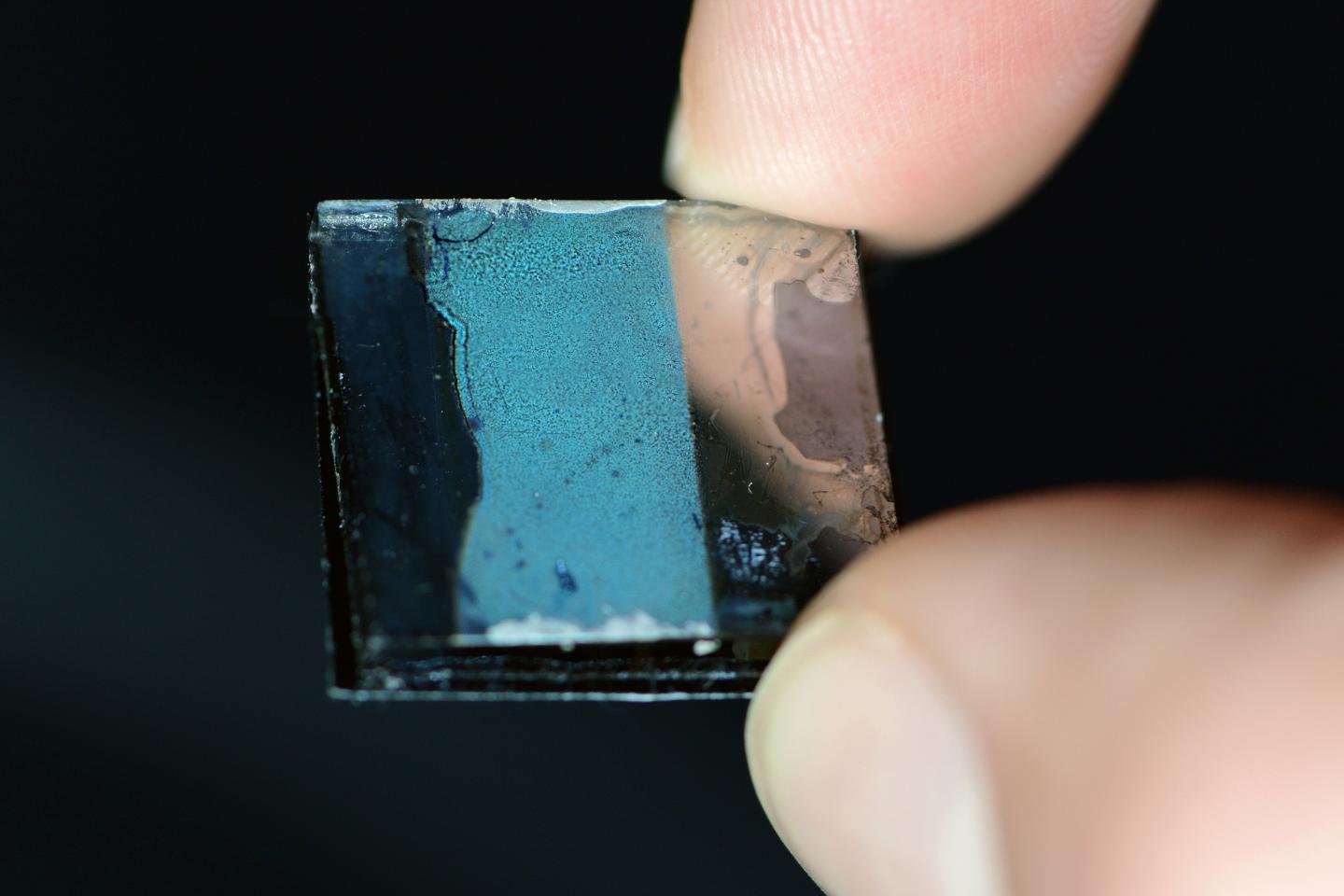 Blue Opalescence of a Highly Poprous Germanium Nanofilm