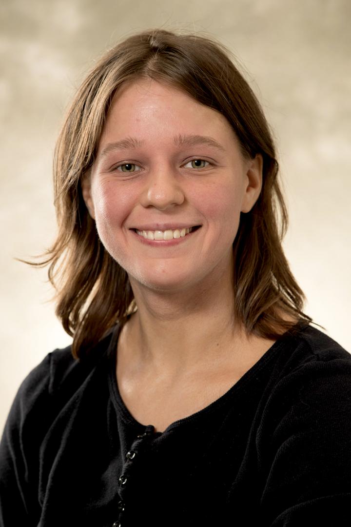 Ekaterina Gribkova, University of Illinois at Urbana-Champaign