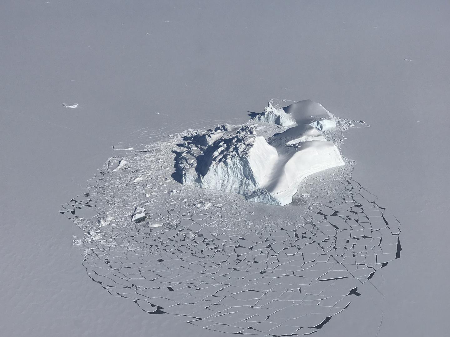 NASA Completes Survey Flights to Map Arctic Ice