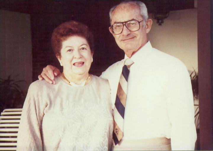 Leon and Dorothy Bloom