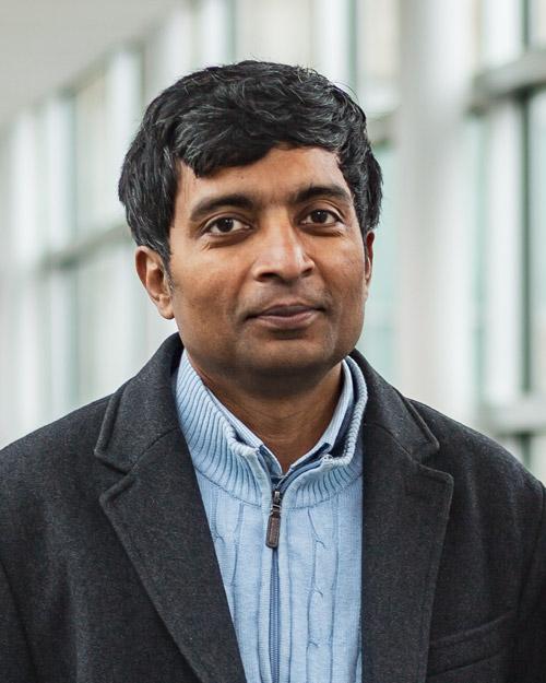 Dr. Latifur Khan, professor of computer science in the Erik Jonsson School of Engineering and Computer Science