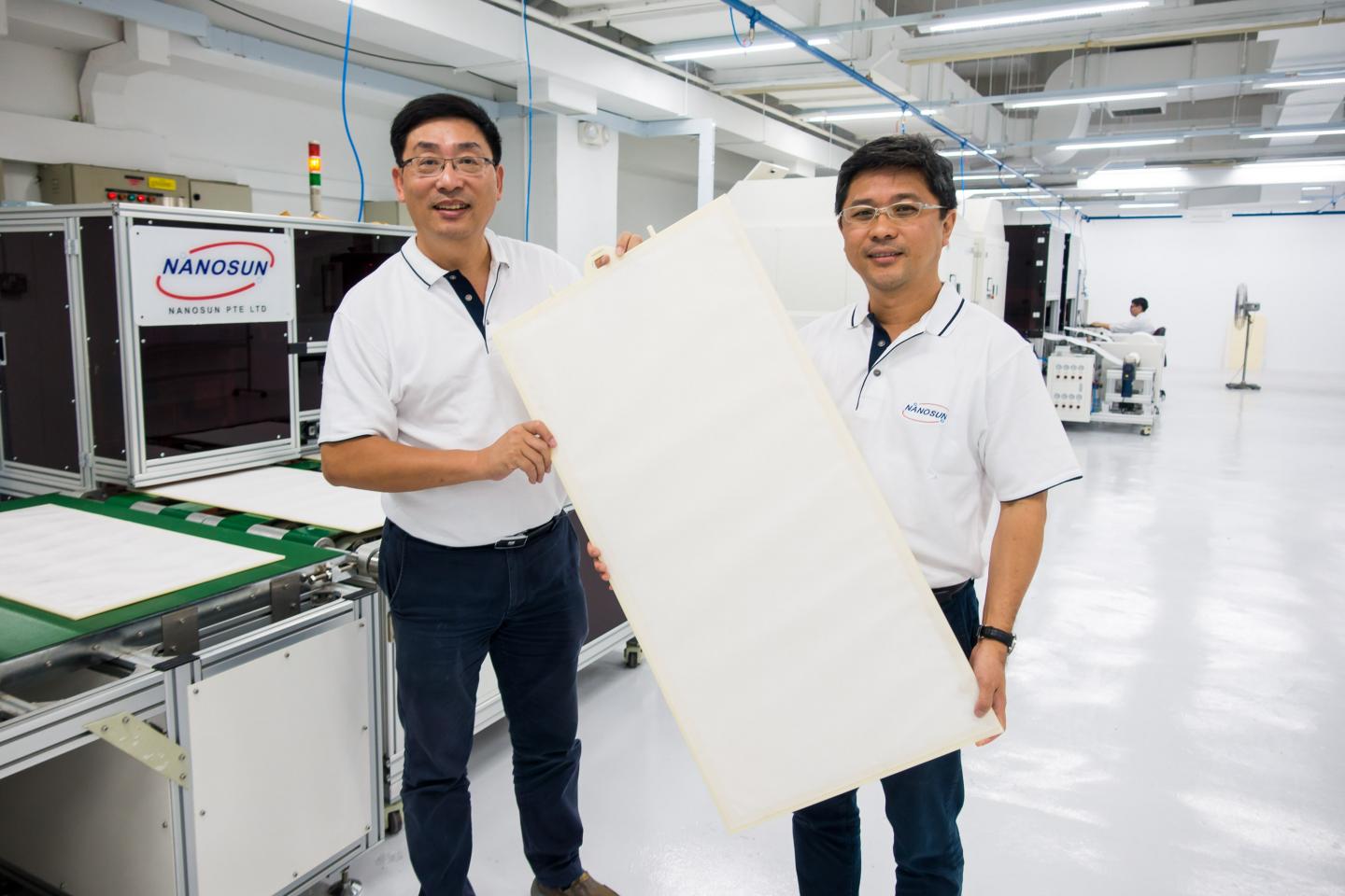 Nano Sun founder NTU Assoc Prof Darren Sun (left)