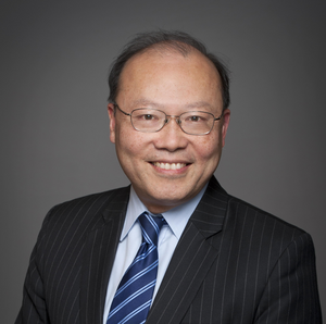 Dr. Peter Liu, Full Professor at uOttawa's Faculty of Medicine, and Chief Scientific Officer and VP of Research at UOHI
