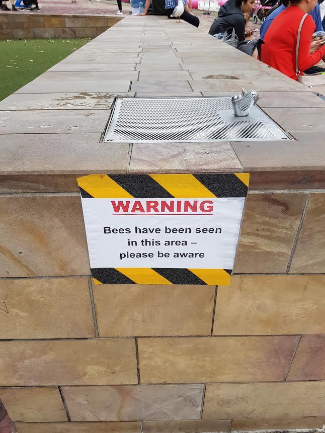 Bee Warning Sign