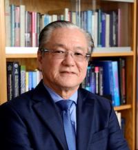 Dr. Joseph Takahashi, UT Southwestern
