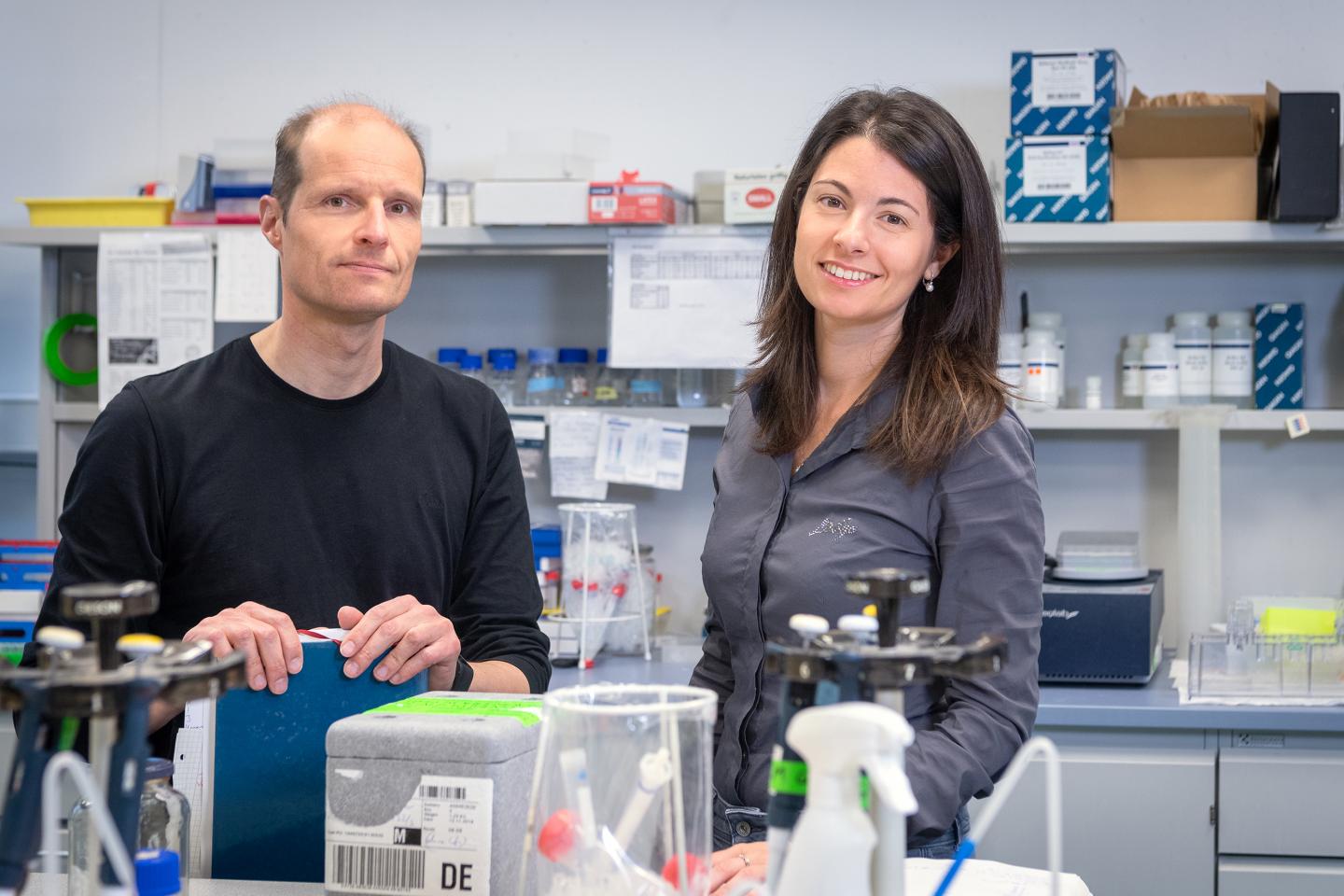 Professor Ulrich Gerland and Co-Author Elena Biselli in Their Laboratory