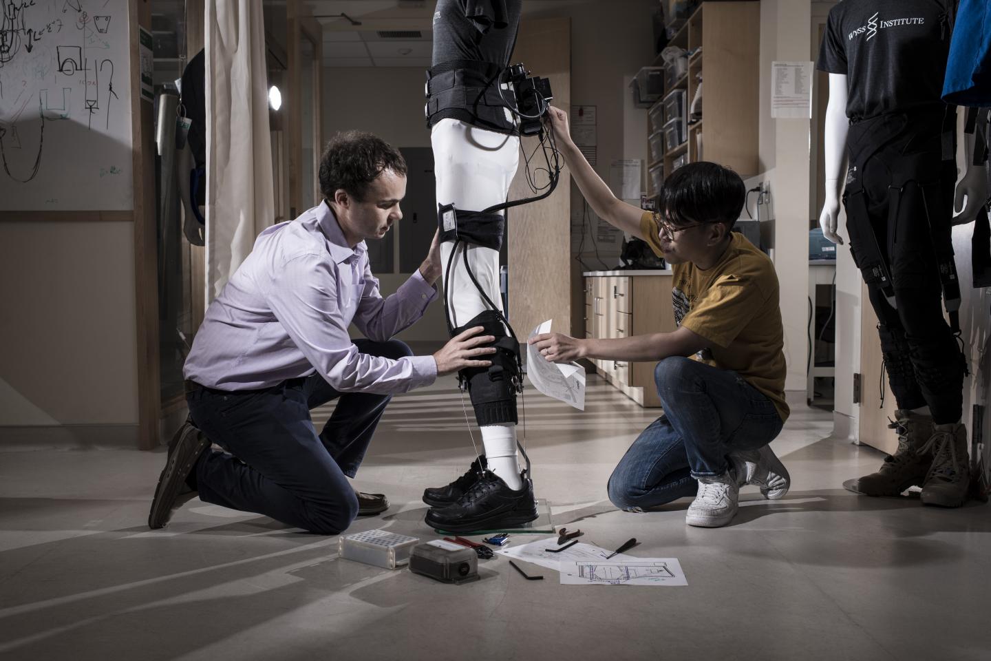 Wyss Institute's Ankle-Assisting Soft Wearable Exosuit