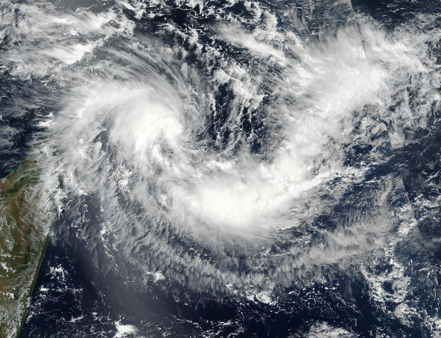 Suomi NPP Image of Enawo