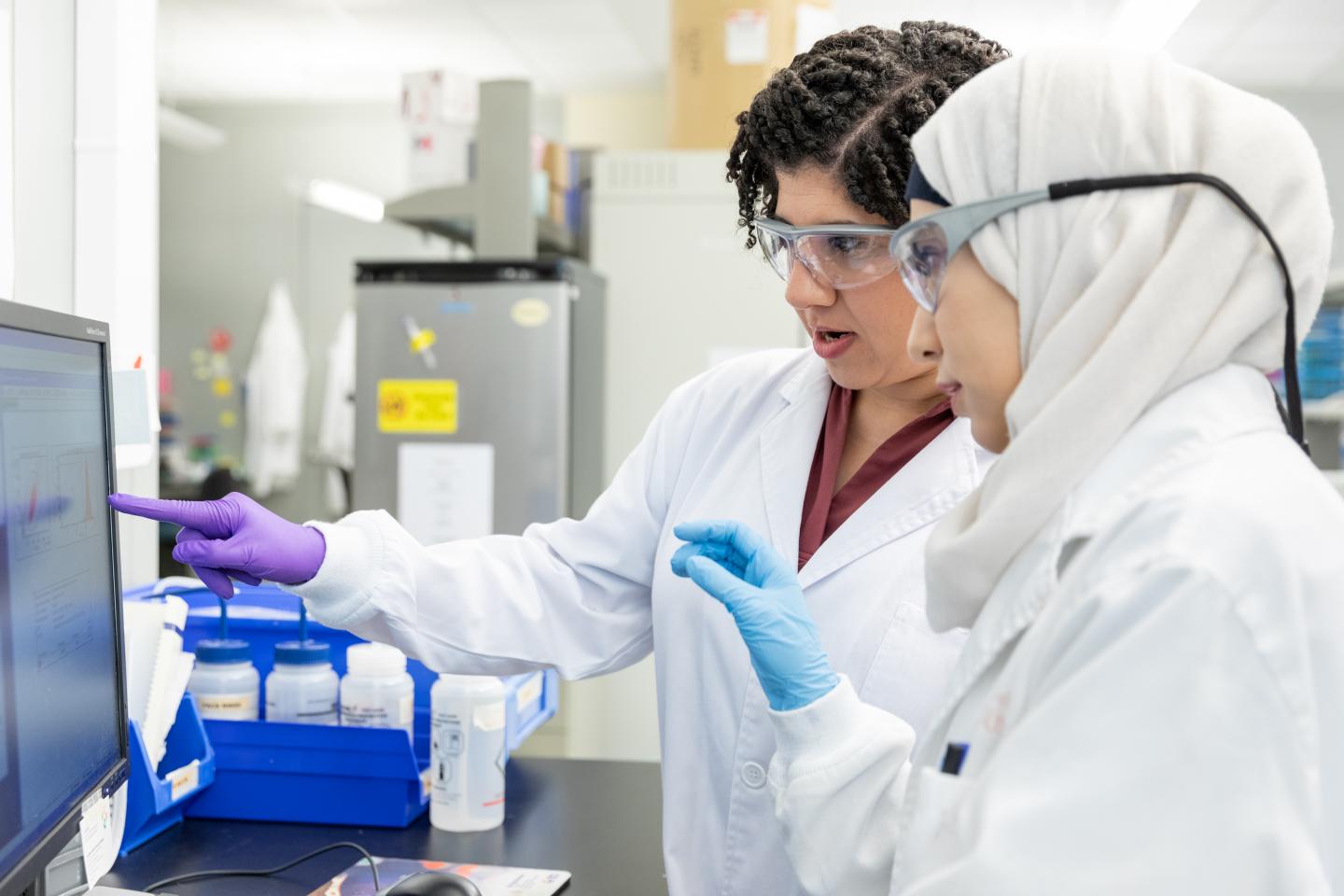 Silkworms provide new spin on sticky molecules