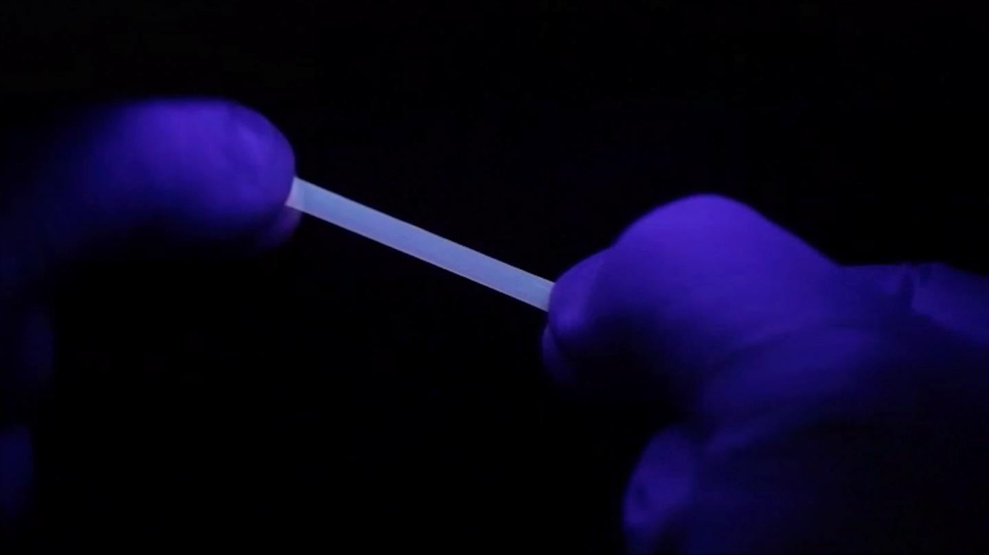Polymer Reversibly Glows White When Stretched