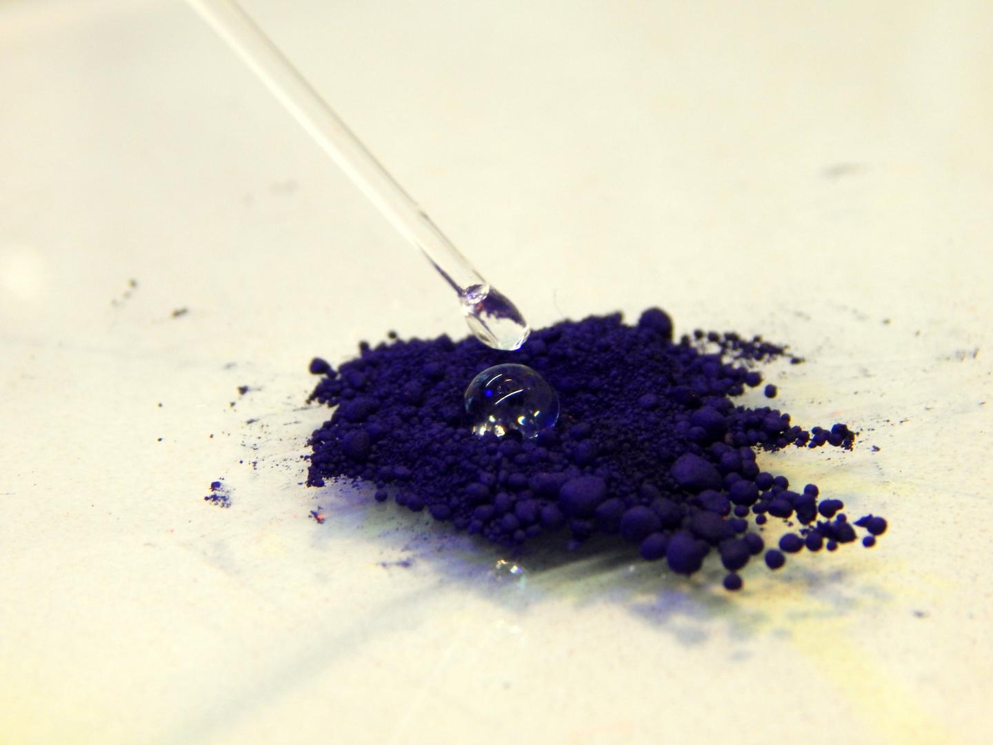 Amazingly Green Synthesis Method for High-Tech Dyes