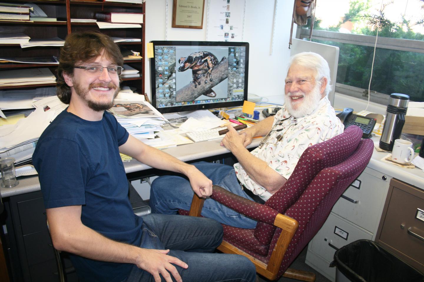 Scientists Pedro Luiz Mailho-Fontana and Edmund 'Butch' Brodie, Jr.