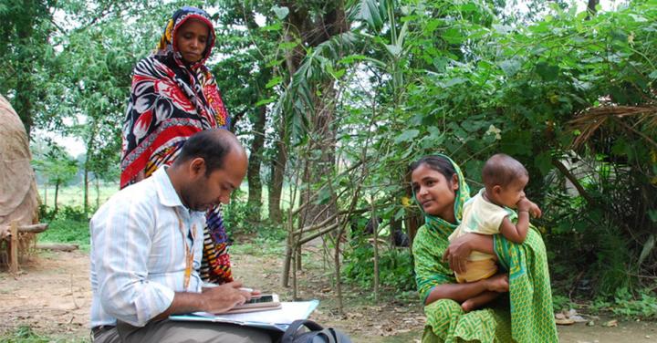 Mother and child attend a clinic in Bangladesh