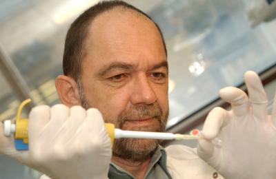 Sir Alec Jeffreys, University of Leicester